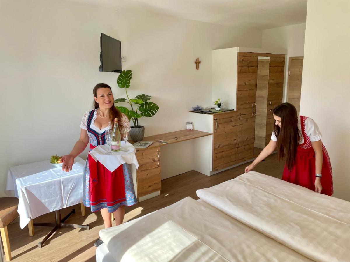Roemercastell Wirtshaus & Hotel Bohming エクステリア 写真